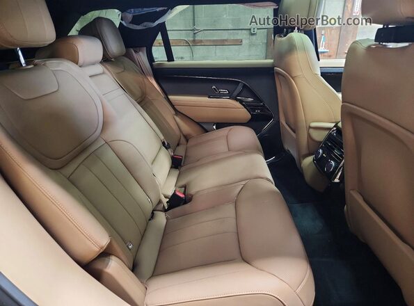 SAL1P9EU8TA620442 2026 LAND ROVER RANGE Black Vista interior trasera