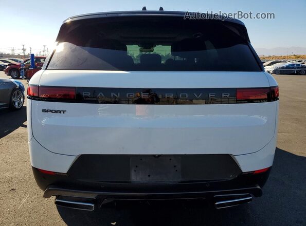 SAL1P9EU9RA421196 2024 LAND ROVER RANGE White Հետևի տեսք