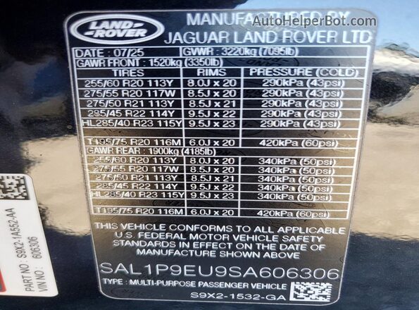 SAL1P9EU9SA606306 2025 LAND ROVER RANGE Black Սալոնի 360 աստիճան տեսք