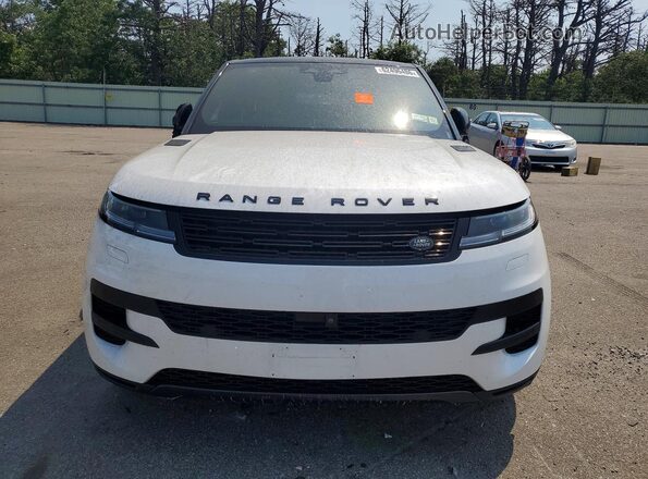 SAL1P9EUXRA196397 2024 LAND ROVER RANGE White Դիմացի տեսք
