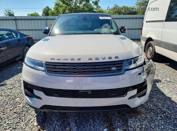 SAL1P9EUXTA632172 2026 LAND ROVER RANGE Gray Դիմացի տեսք