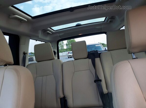 SALAG2V62GA841758 2016 LAND ROVER LR4 White Rear seats view