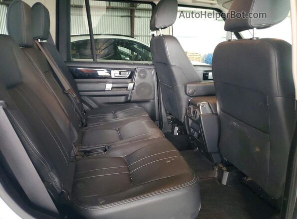 SALAG2V67GA812983 2016 LAND ROVER LR4 White Вид задньої частини салону