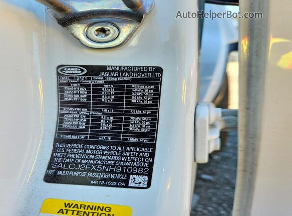 SALCJ2FX5NH910982 2022 LAND ROVER DISCOVERY White VIN կոդի պիտակի տեսք