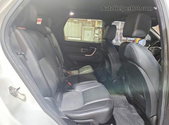 SALCP2BG8HH656970 2017 LAND ROVER DISCOVERY White უკანა სალონის ხედი