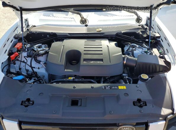 SALE27EU8T2514331 2026 LAND ROVER DEFENDER White ძრავის განყოფილების ხედი