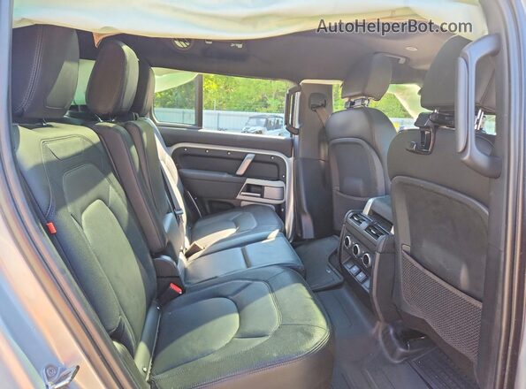 SALE2FEU3R2250602 2024 LAND ROVER DEFENDER Silver Սալոնի հետևի տեսք