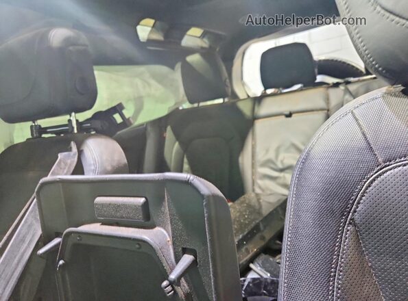 SALE37RU6N2072644 2022 LAND ROVER DEFENDER Black Вид задніх сидінь