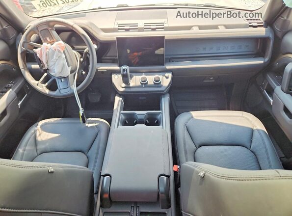 SALEJ7EU6S2474414 2025 LAND ROVER DEFENDER Brown Dashboard view