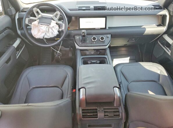 SALEJ7EU9R2331760 2024 LAND ROVER DEFENDER Черный Вид панели приборов