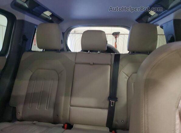 SALEP7EU2L2001111 2020 LAND ROVER DEFENDER Silver Rear seats view