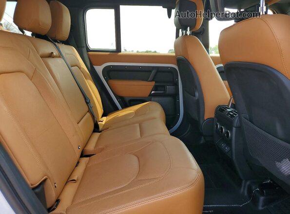 SALEWEEE5P2175812 2023 LAND ROVER DEFENDER White Հետևի նստատեղերի տեսք