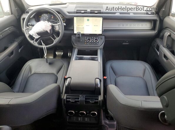 SALEWFFE3T2484550 2026 LAND ROVER DEFENDER Black Вид панелі приладів