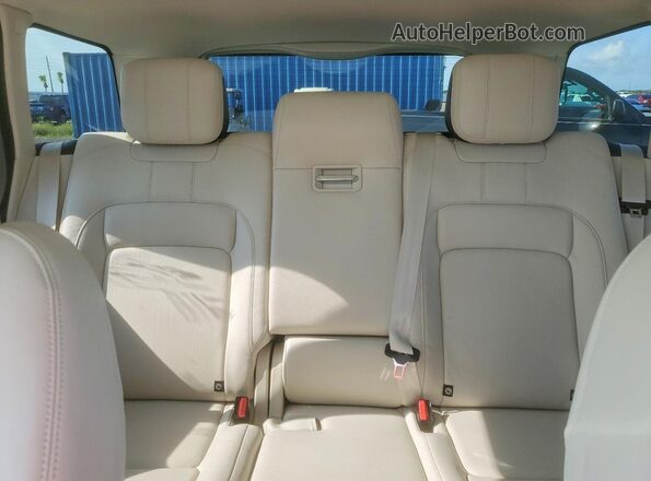 SALGR2SU1MA448045 2021 LAND ROVER RANGE Белый Вид задних сидений