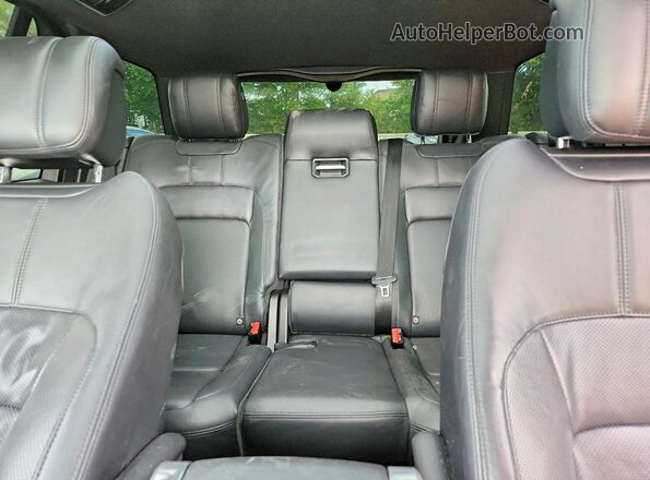 SALGS2RE8KA524764 2019 LAND ROVER RANGE White Rear seats view