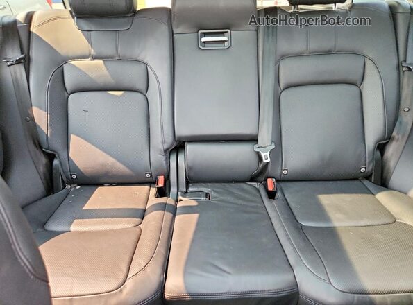 SALGS2SV9JA398875 2018 LAND ROVER RANGE Black Rear seats view