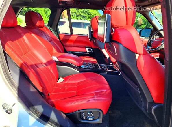 SALGV2FE5HA336823 2017 LAND ROVER RANGE Белый Вид задней части салона