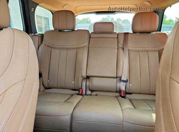 SALKP9E91SA297608 2025 LAND ROVER RANGE Gold Rear seats view