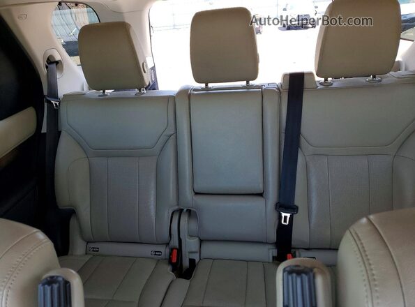 SALRG2RK1JA051031 2018 LAND ROVER DISCOVERY White უკანა სავარძლების ხედი
