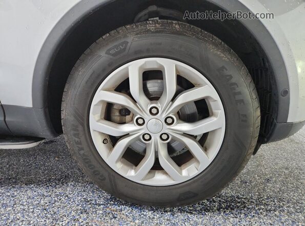 SALRG2RK8K2402836 2019 LAND ROVER DISCOVERY Silver Widok wnętrza 360 stopni