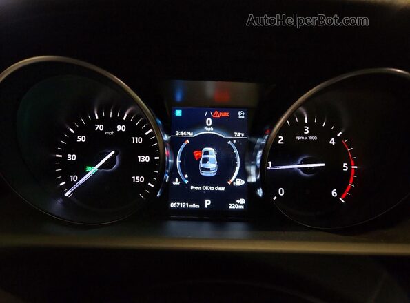 SALRG2RK8K2402836 2019 LAND ROVER DISCOVERY Silver Widok zestawu wskaźników