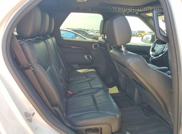 SALRG2RV2JA074926 2018 LAND ROVER DISCOVERY White უკანა სალონის ხედი