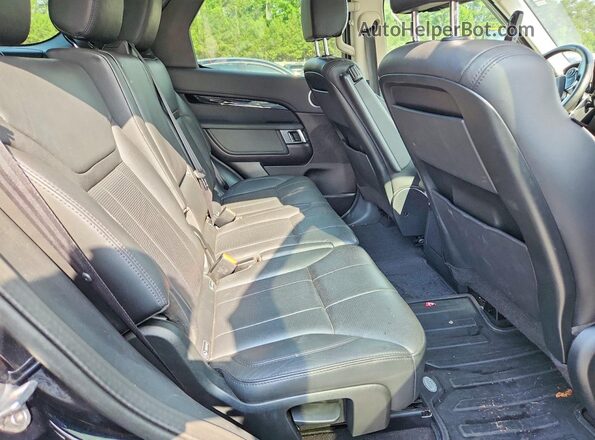SALRG2RV9JA076138 2018 LAND ROVER DISCOVERY Black Widok wnętrza z tyłu