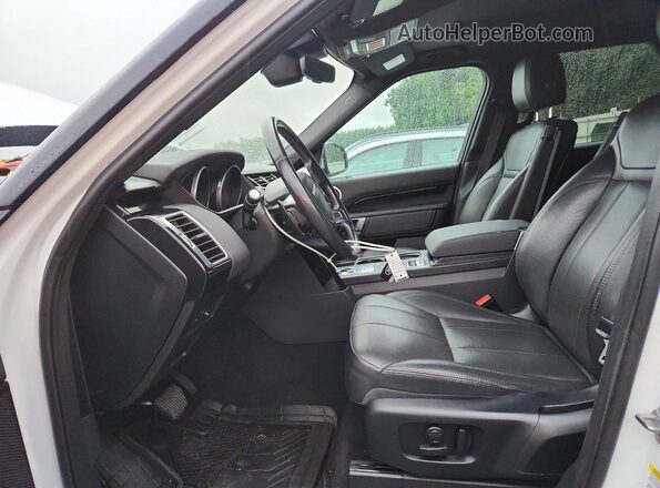 SALRGBBV6HA042453 2017 LAND ROVER DISCOVERY White Front interior view