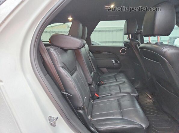 SALRGBBV6HA042453 2017 LAND ROVER DISCOVERY White Rear seats view