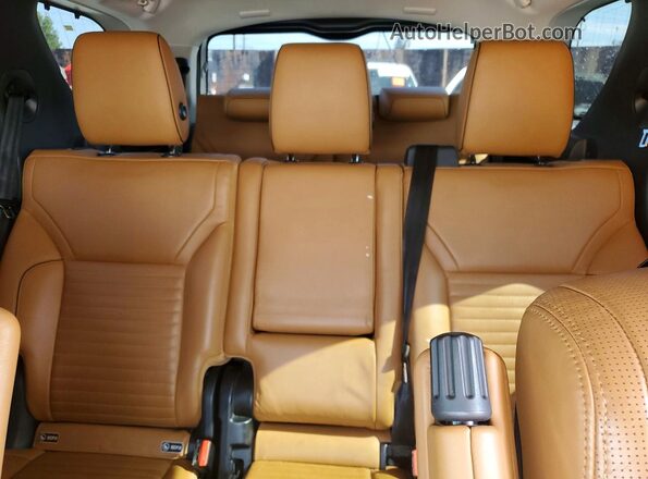 SALRHBBV4HA042304 2017 LAND ROVER DISCOVERY White Vista de los asientos traseros