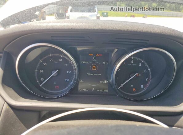 SALRHBBV7HA028185 2017 LAND ROVER DISCOVERY Silver ხელსაწყოთა პანელის ხედი