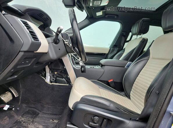 SALRM4RU5M2450593 2021 LAND ROVER DISCOVERY Blue Front interior view