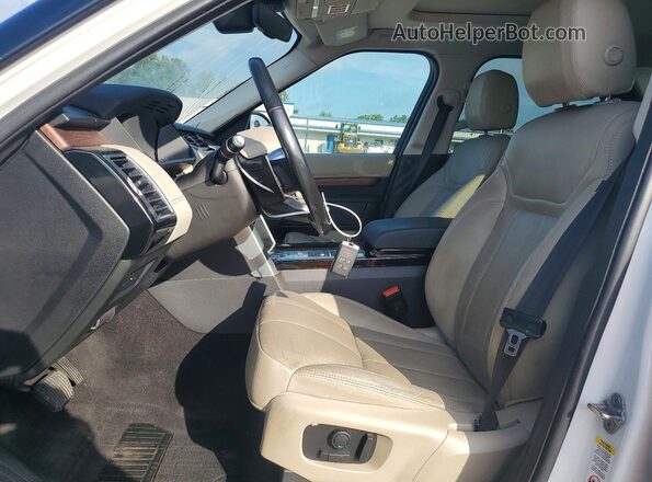SALRR2RV2JA049518 2018 LAND ROVER DISCOVERY Белый Вид салона спереди