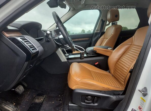 SALRR2RV3K2400173 2019 LAND ROVER DISCOVERY White Вид салону спереду