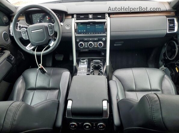 SALRR2RV7JA072101 2018 LAND ROVER DISCOVERY Silver Widok deski rozdzielczej
