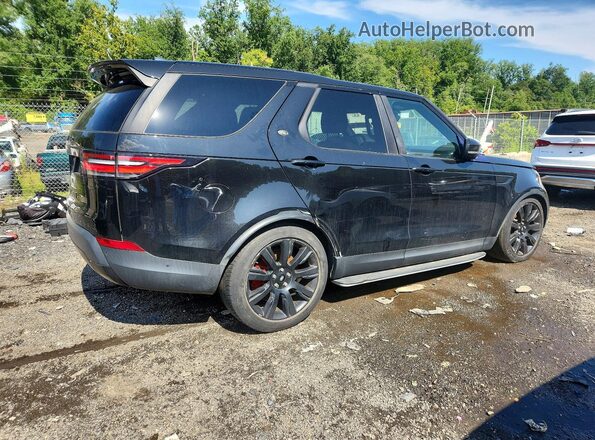 SALRRBBV6HA044181 2017 LAND ROVER DISCOVERY Черный Вид спереди