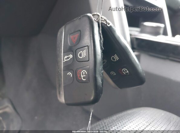 SALRRBBV7HA046909 2017 LAND ROVER DISCOVERY White Widok deski rozdzielczej