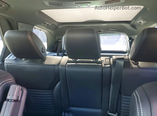 SALRW4EU0R2494444 2024 LAND ROVER DISCOVERY Black Հետևի նստատեղերի տեսք