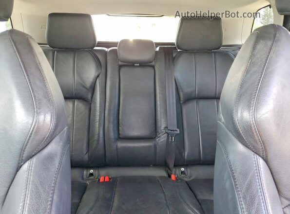 SALVP2BG0HH203189 2017 LAND ROVER RANGE Gray Widok tylnych siedzeń