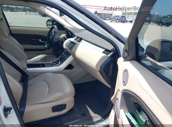 SALVP2BG1GH082767 2016 LAND ROVER RANGE ROVER EVOQUE Белый Вид салона спереди