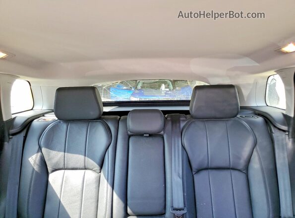 SALVP2RX7KH340806 2019 LAND ROVER RANGE Red Rear seats view