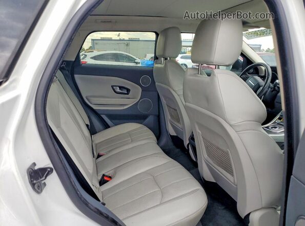 SALVR2BG5GH078571 2016 LAND ROVER RANGE White Rear interior view