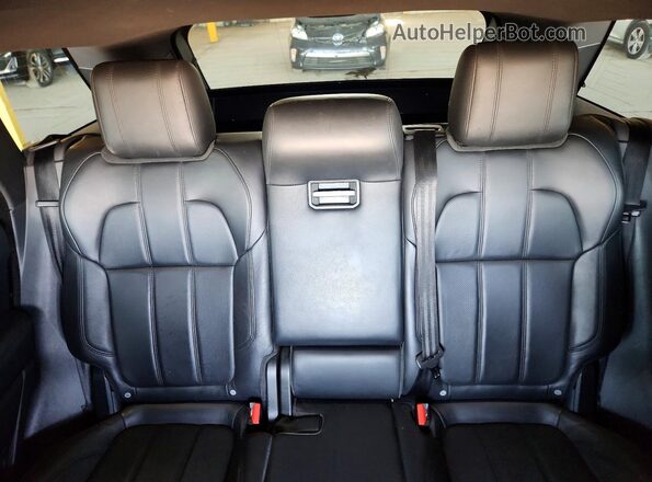 SALWG2FV8HA680331 2017 LAND ROVER RANGE White Widok tylnych siedzeń