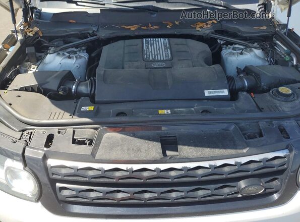 SALWR2FV7HA178890 2017 LAND ROVER RANGE White Widok wnętrza z tyłu