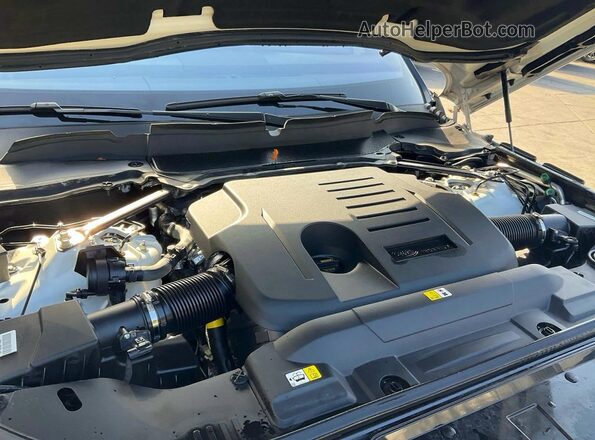 SALWR2SU0MA773071 2021 LAND ROVER RANGE White Вид салону спереду