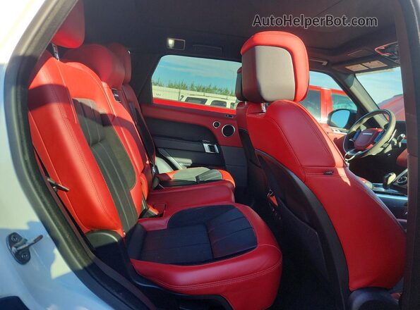 SALWS2RU1NA213409 2022 LAND ROVER RANGE White Սալոնի հետևի տեսք