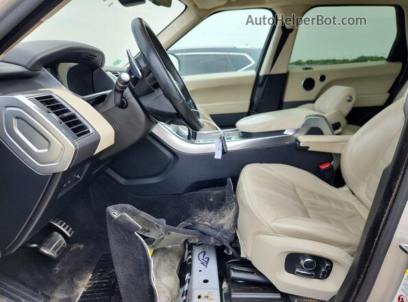 SALWV2FE4HA149309 2017 LAND ROVER RANGE Бежевый Вид салона спереди