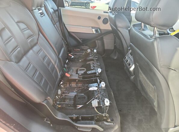 SALWV2FV1HA692231 2017 LAND ROVER RANGE Silver Սալոնի հետևի տեսք