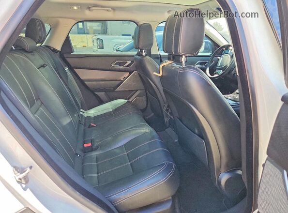 SALYB2EX4LA285839 2020 LAND ROVER RANGE White Rear interior view