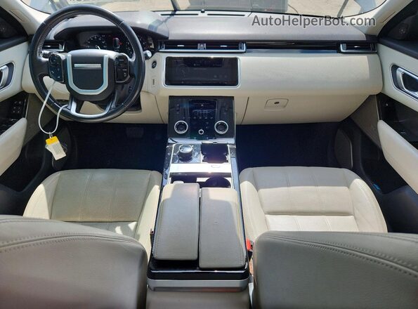SALYB2RV3JA753517 2018 LAND ROVER RANGE Gray Вид панелі приладів